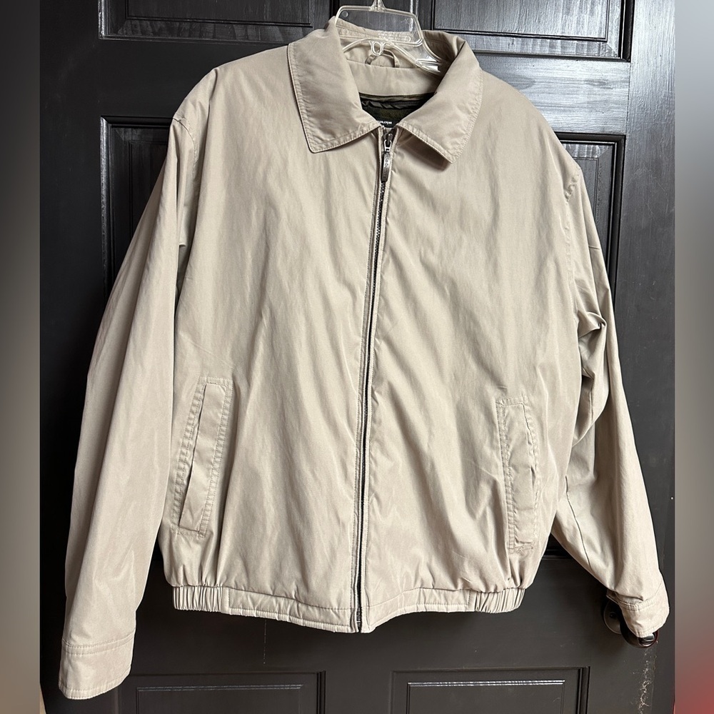 Claiborne Khaki Lightly Insulated Jacket With Zip Out Lining Men’s Size Large